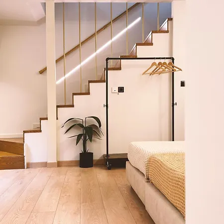 Ethyr Atrium Apartment *