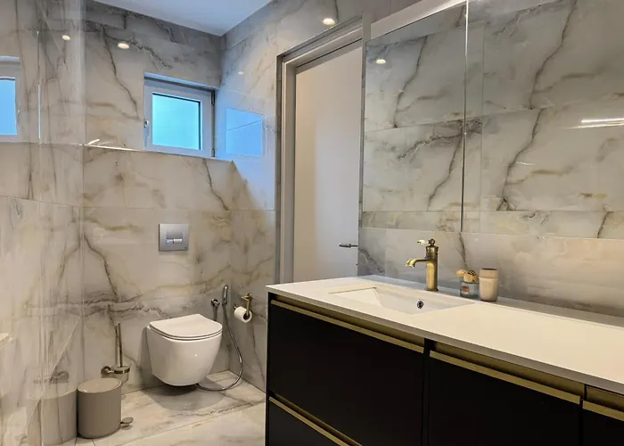 Ethyr Atrium Apartament