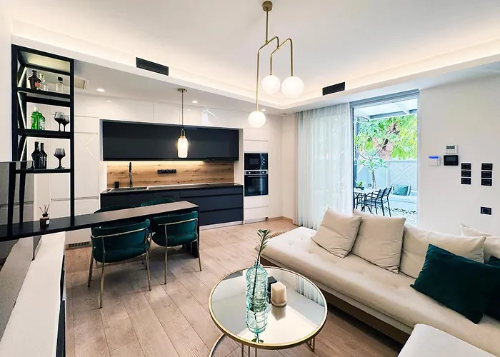 Ethyr Atrium Apartament