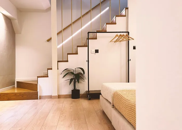 Ethyr Atrium Apartment *